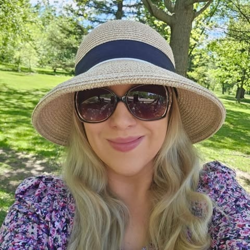Meet your Posher, Marie